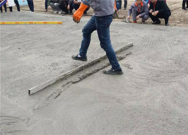 混凝土摊铺地坪 (43)