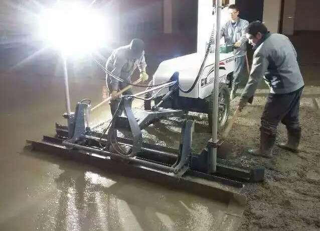 混凝土摊铺地坪 (57)