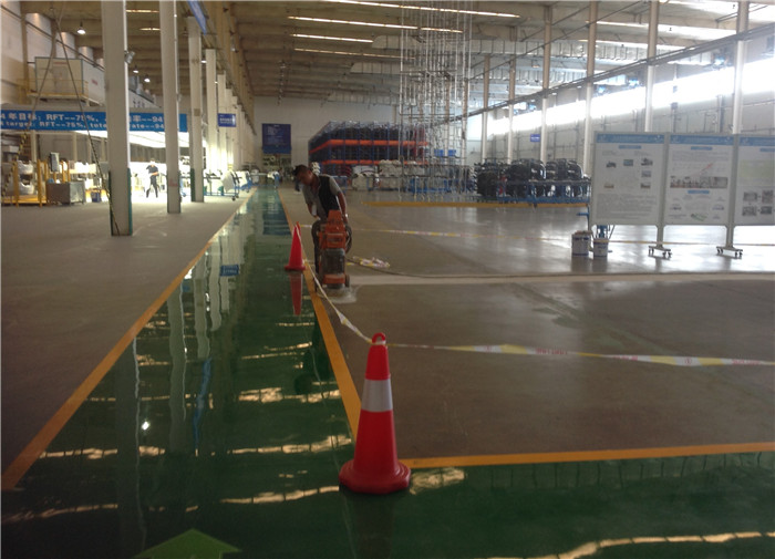 明华模塑宝马配套环氧自流平 (3)