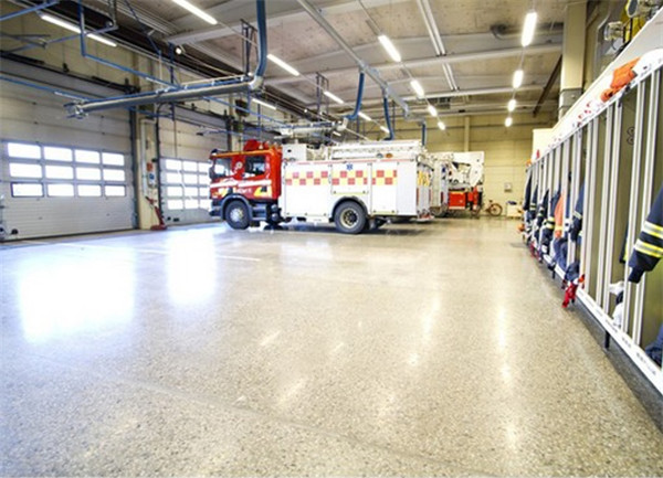 进口固化剂地坪